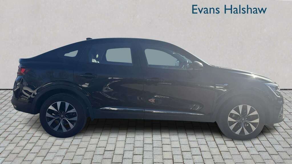 Renault Arkana 1.3 Tce Mild Hybrid 140 Iconic Edc 2021 Black #3