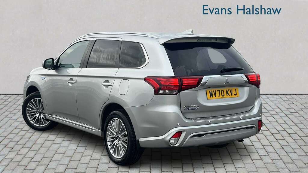 Mitsubishi Outlander 2.4 Phev Dynamic Safety 2020 WV70KVJ Silver #2