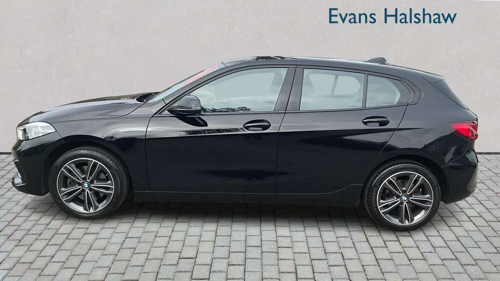 BMW 1 Series 118I 136 Sport Live Cockpit Professional 2 YY72CZO Black #4