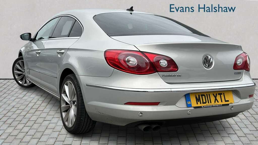 Volkswagen Passat CC Passat Cc Tdi Bluemotion Technology Silver #2