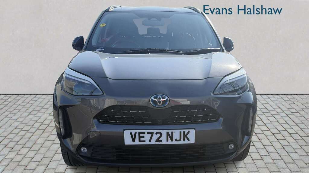 Toyota Yaris Cross 1.5 Hybrid Excel Cvt 2023 VE72NJK Grey #4