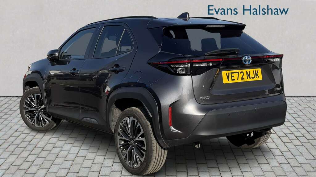 Toyota Yaris Cross 1.5 Hybrid Excel Cvt 2023 VE72NJK Grey #2