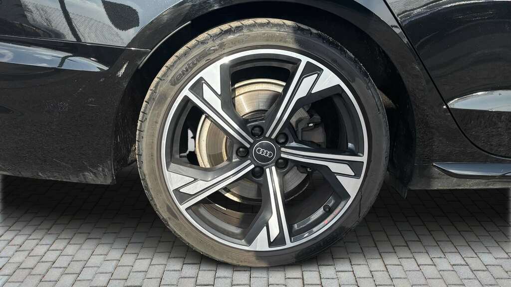Audi A4 35 Tfsi Black Edition S Tronic 2023 YD73DZZ Black #6
