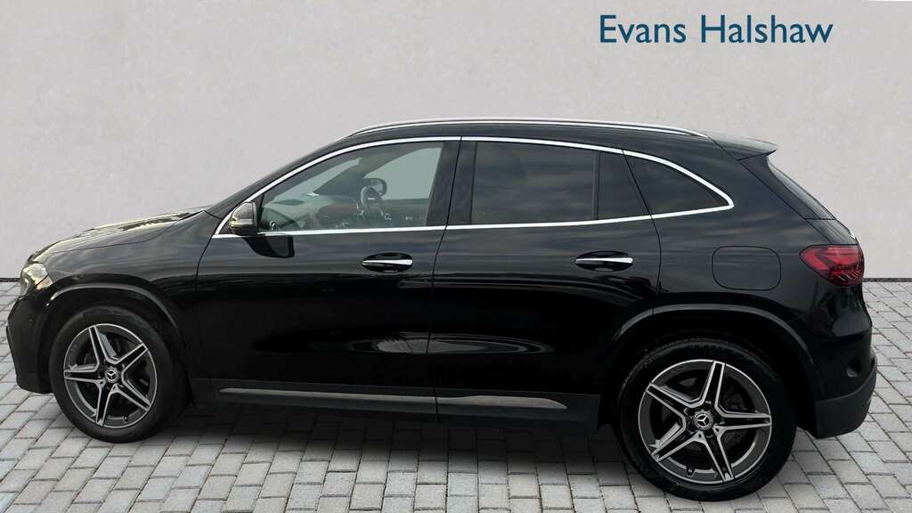 Mercedes-Benz GLA Class 220D 4Matic Amg Line Executive 2023 ST73YMH Black #4