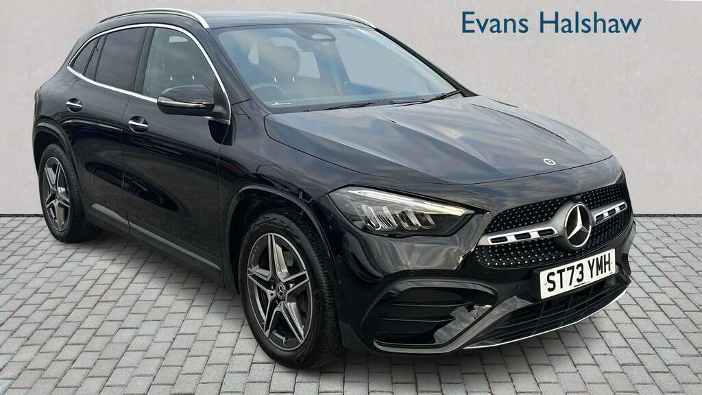Mercedes-Benz GLA Class 220D 4Matic Amg Line Executive 2023 Black