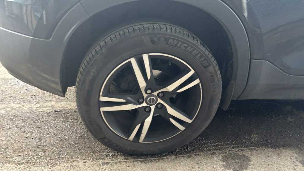 Volvo XC40 1.5 T3 163 R Design Geartronic 2021 ND71VBZ Black #5