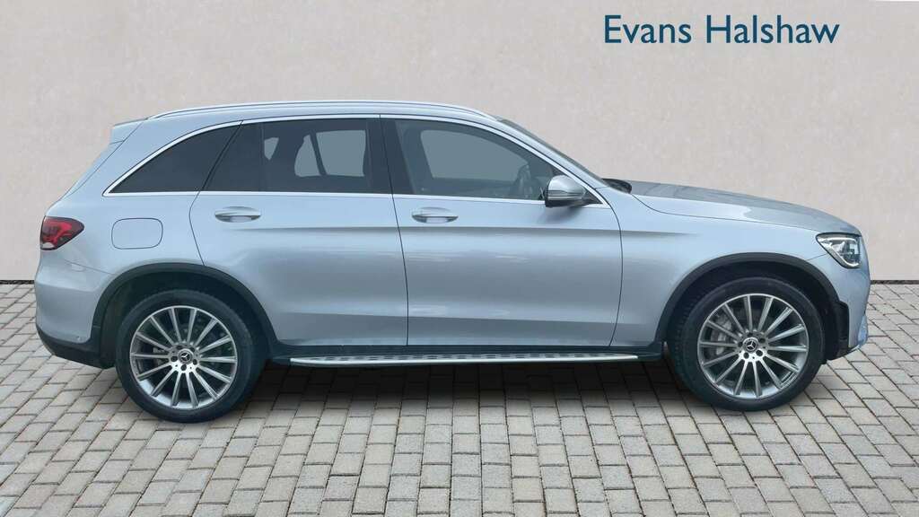 Mercedes-Benz GLC Class 300D 4Matic Amg Line Premium 9G-tronic 2022 Silver #3