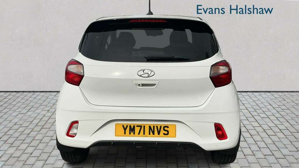 Hyundai I10 1.0 Mpi Premium 2022 White #3