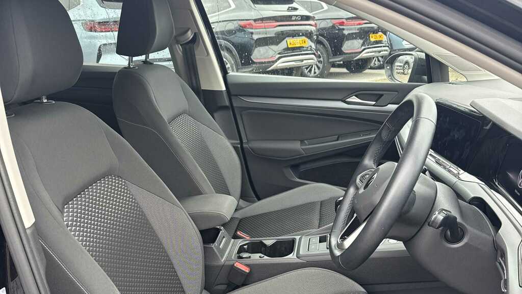 Volkswagen Golf 1.0 Tsi Active 2022 Black #3