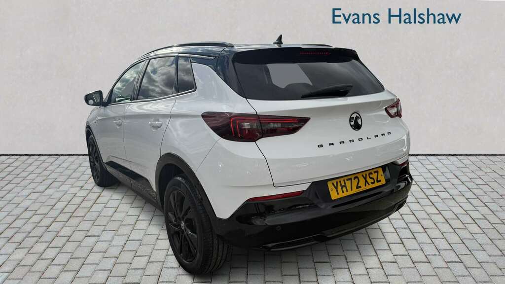 Vauxhall Grandland 1.2 Turbo Gs Line 2022 YH72XSZ White #5