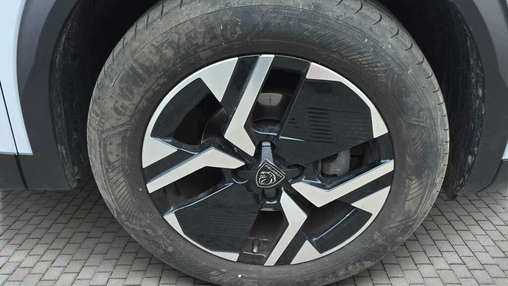 Peugeot 2008 1.2 Puretech 130 Gt Eat8 2024 F4NDJ White #6