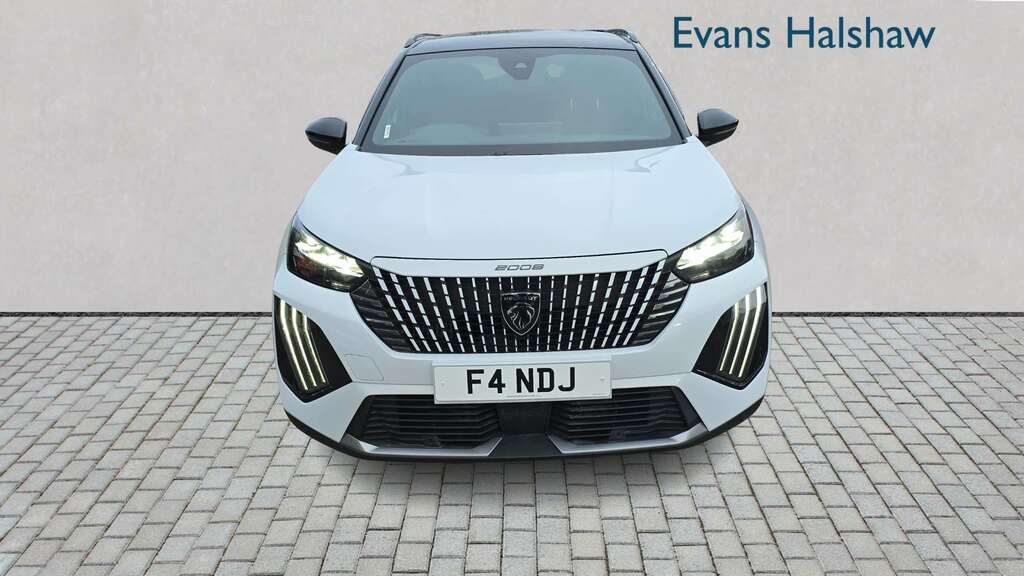 Peugeot 2008 1.2 Puretech 130 Gt Eat8 2024 F4NDJ White #4