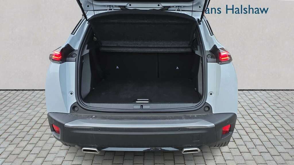 Peugeot 2008 1.2 Puretech 130 Gt Eat8 2024 F4NDJ White #5
