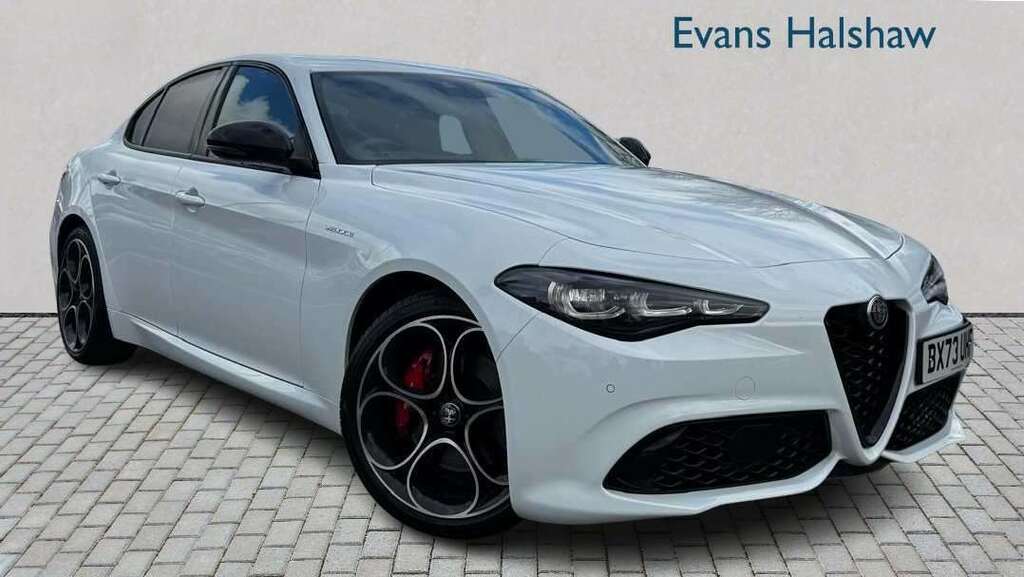Alfa Romeo Giulia 2.0 Turbo Veloce 2023 White