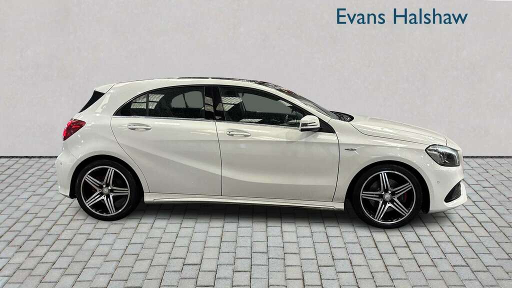 Mercedes-Benz A Class A250 Amg Premium 2016 WM16UFP White #6