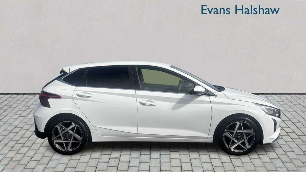 Hyundai I20 1.0T Gdi Premium 2025 EA25YTL White #3