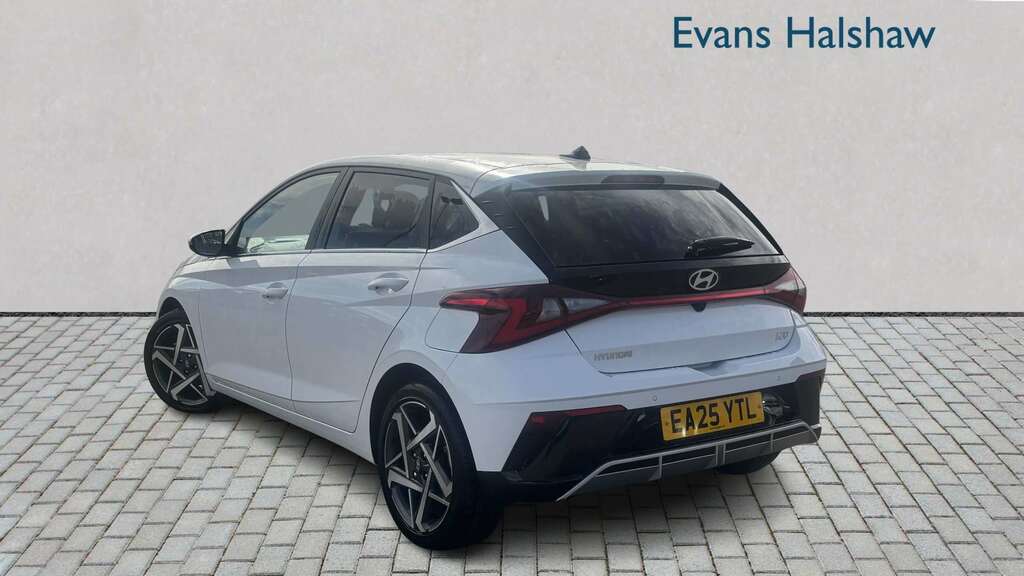 Hyundai I20 1.0T Gdi Premium 2025 EA25YTL White #2