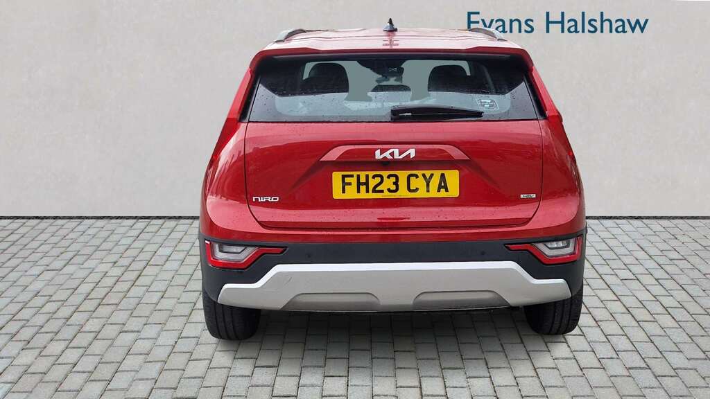 Kia Niro 1.6 Gdi Hybrid 2 Dct 2023 FH23CYA Red #5