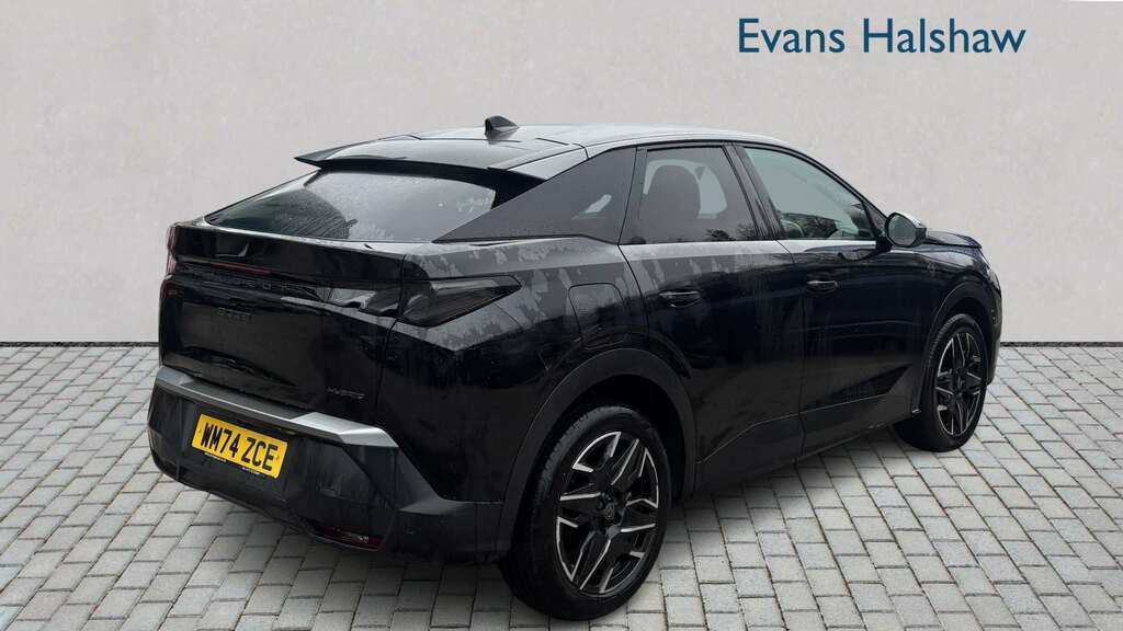 Peugeot 3008 1.2 Hybrid 136 Gt E-dsc6 2025 WM74ZCE Black #4
