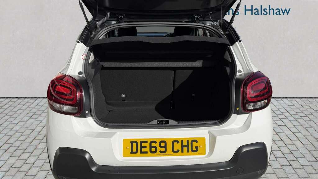 Citroen C3 1.2 Puretech 110 Flair Plus Eat6 2020 White #4