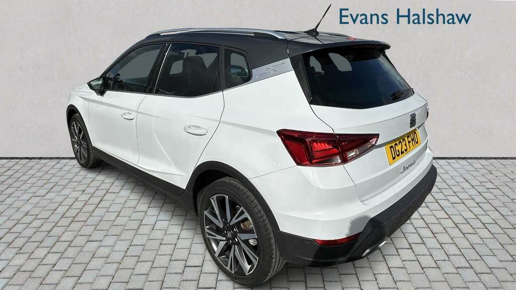 Seat Arona 1.0 Tsi 110 Fr Edition 2023 DG23FHO White #5