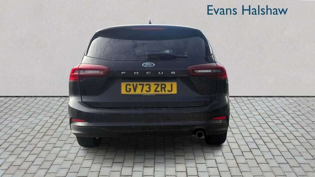 Ford Focus 1.0 Ecoboost Hybrid Mhev 155 Titanium X 2 GV73ZRJ Black #4