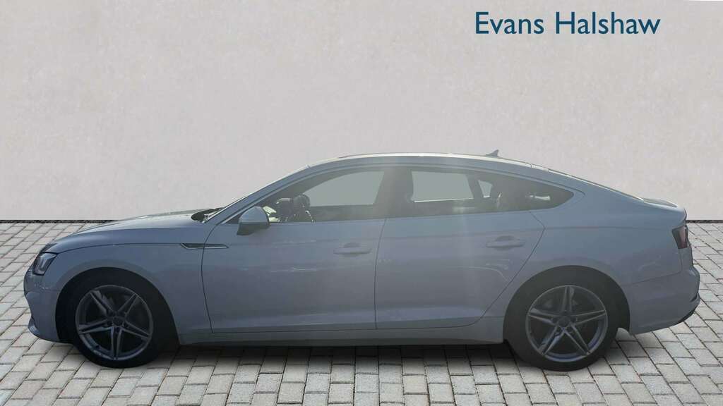 Audi A5 2.0 Tdi Ultra S Line S Tronic 2018 YL67TYU White #4