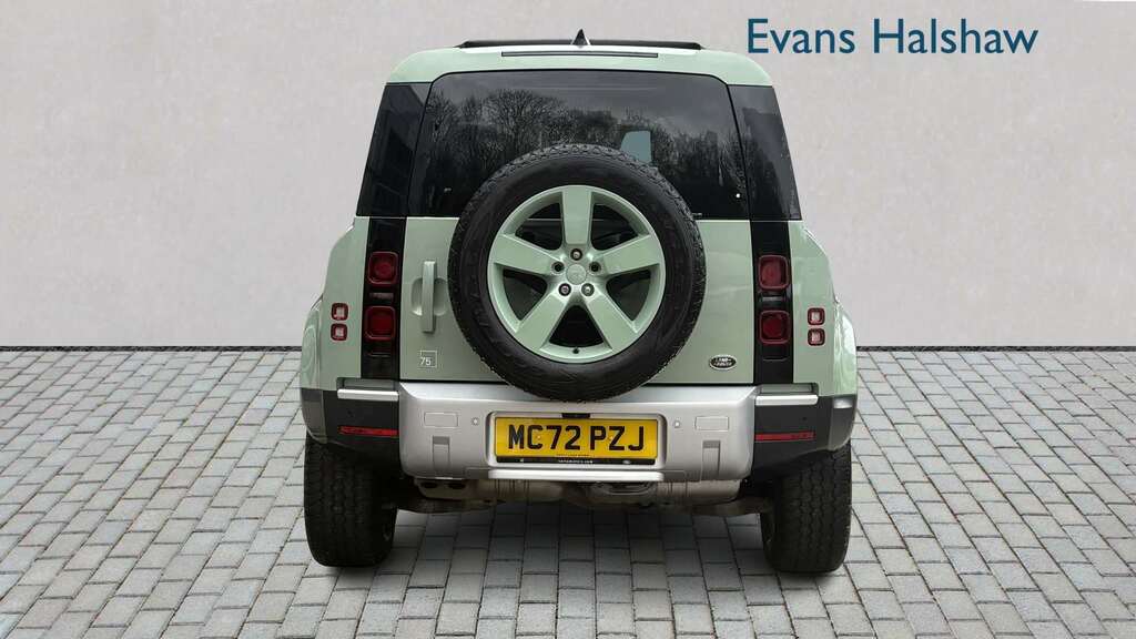 Land Rover Defender 110 3.0 D300 75Th Limited Edition 110 2023 MC72PZJ Green #2