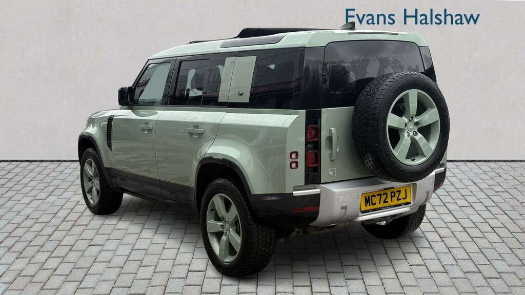 Land Rover Defender 110 3.0 D300 75Th Limited Edition 110 2023 MC72PZJ Green #3