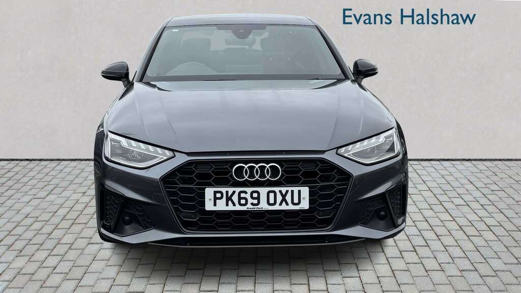 Audi A4 35 Tfsi Black Edition 2020 PK69OXU Grey #3