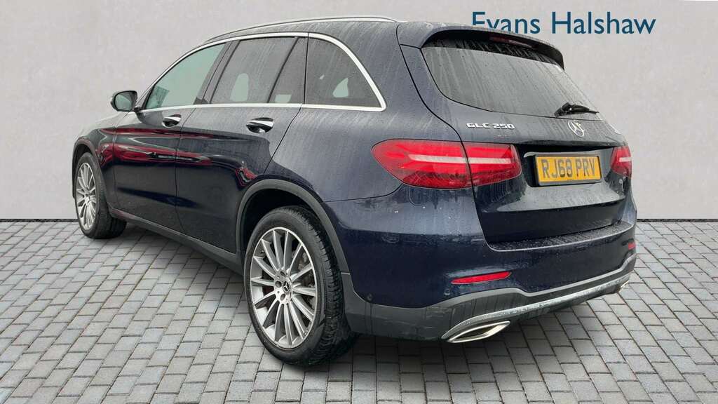 Mercedes-Benz GLC Class 250 4Matic Amg Line Premium Plus 9G-tronic 201 RJ68PRV Blue #2