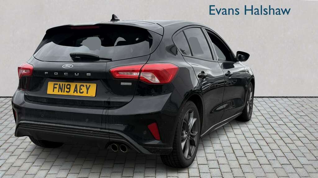 Ford Focus 1.0 Ecoboost 125 St-line 2019 FN19ACY Black #4
