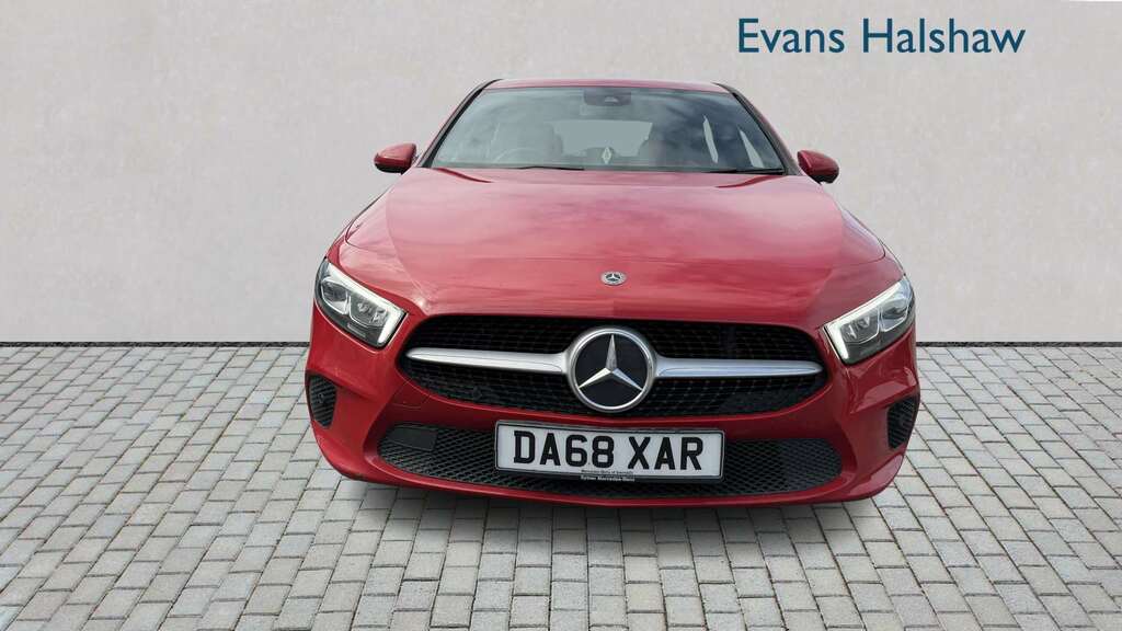 Mercedes-Benz A Class A180d Sport Executive 2018 DA68XAR Red #4
