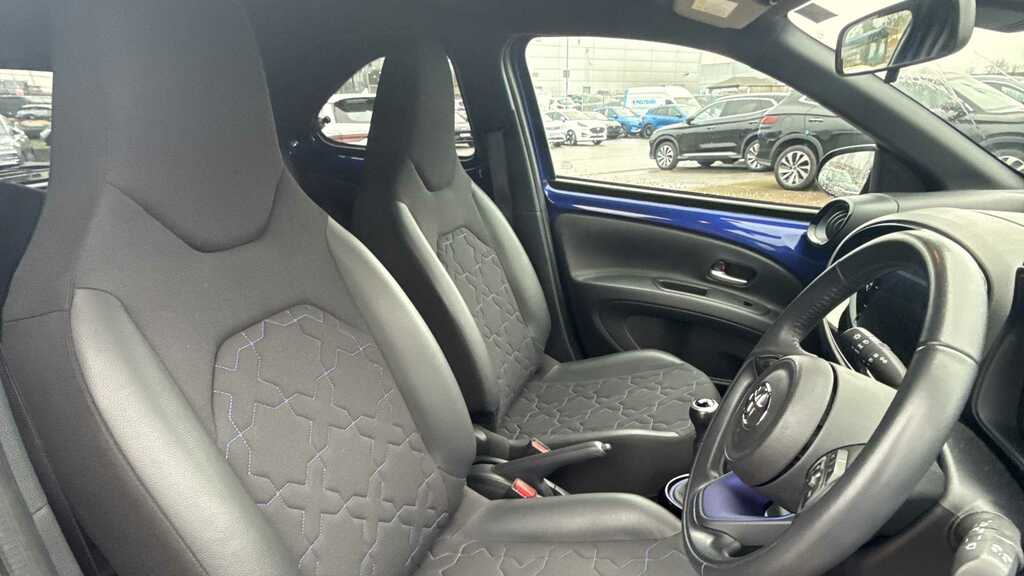 Toyota Aygo X 1.0 Vvt-i Exclusive 2023 PJ23MLL Blue #3