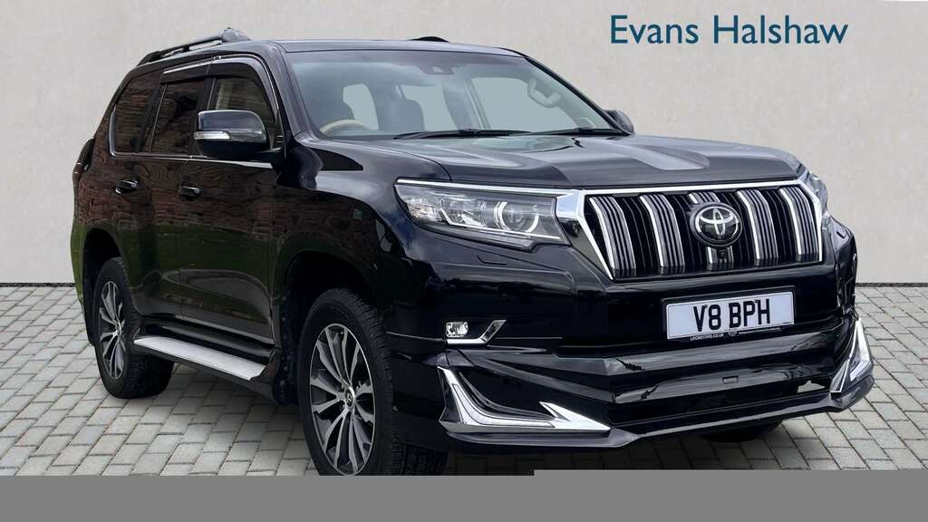 Toyota Land Cruiser 2.8 D-4d 204 Invincible 7 Seats 2022 Black