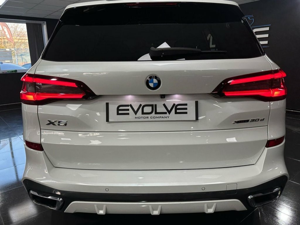 BMW X5 3L M Sport WO21UUM White #5