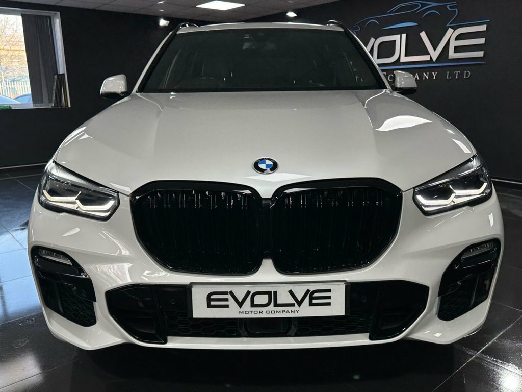 BMW X5 3L M Sport WO21UUM White #4