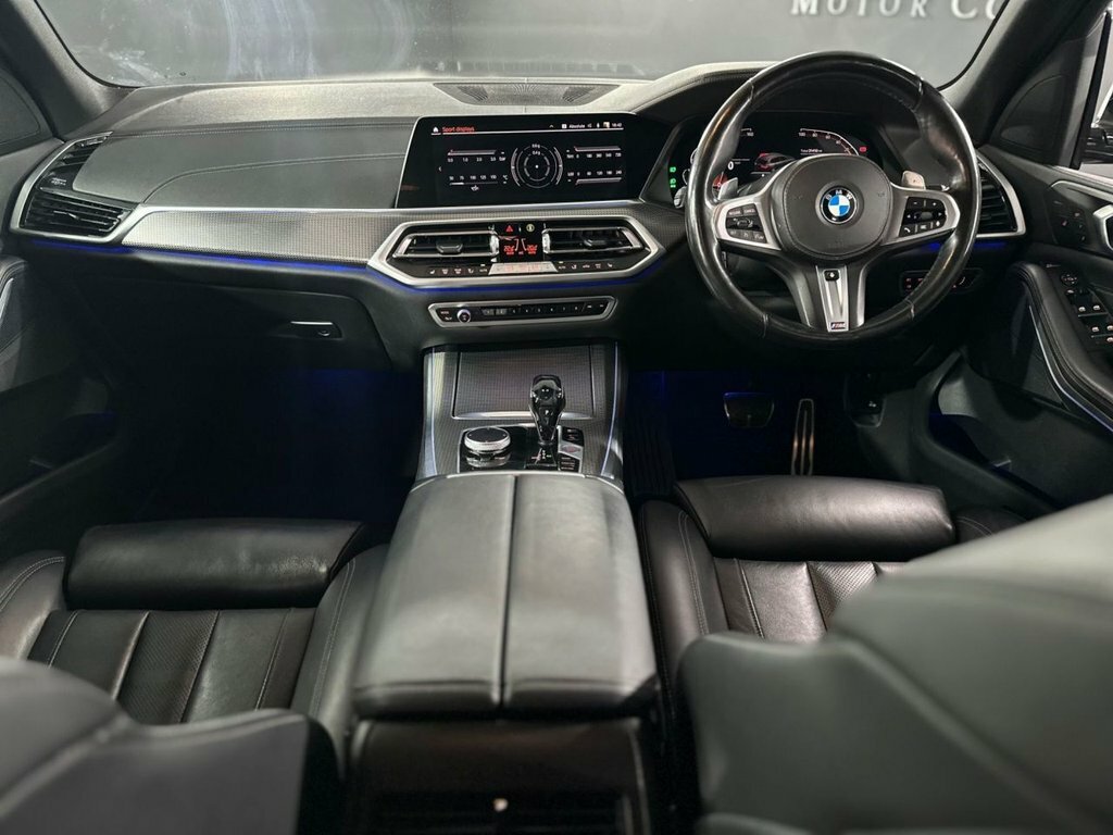 BMW X5 3L M Sport WO21UUM White #3