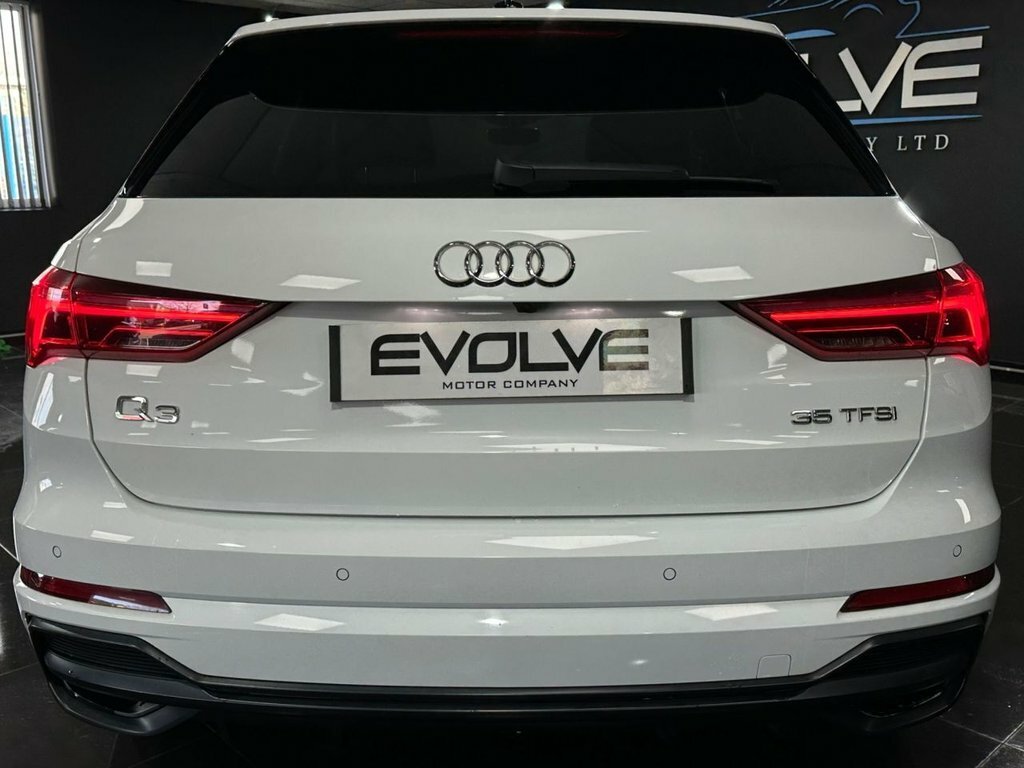 Audi Q3 1.5L S Line YK20XGG White #4