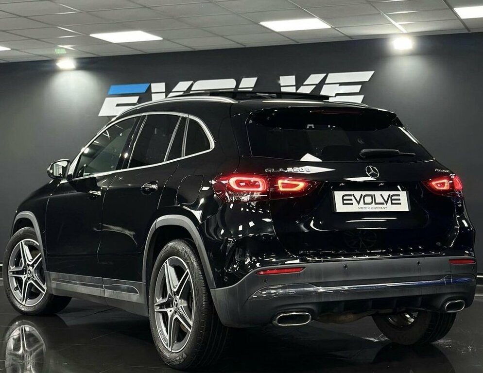 Mercedes-Benz GLA Class 2L Amg Line KE71SXD Black #2