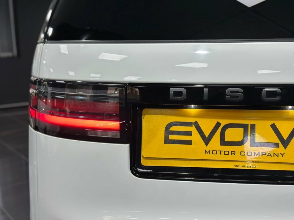 Land Rover Discovery 3L R-dynamic Se CV23VHF White #6