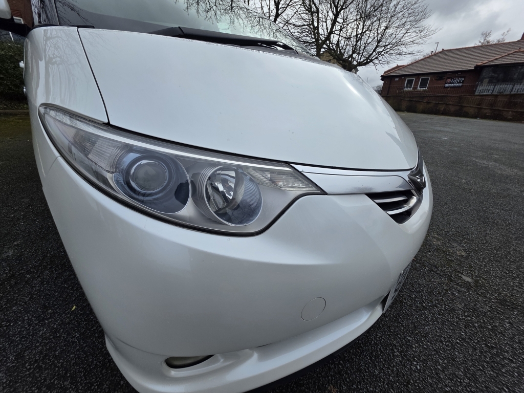Toyota Estima #34