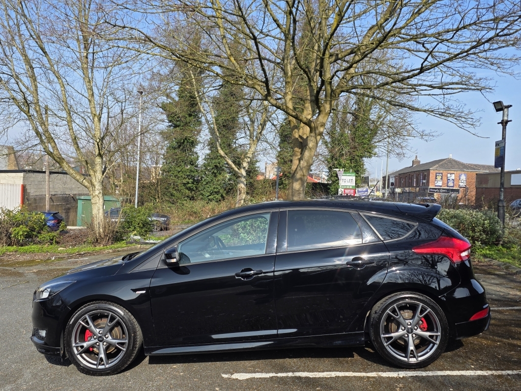 Ford Focus 1.0 St-line X MV18YFW Black #6
