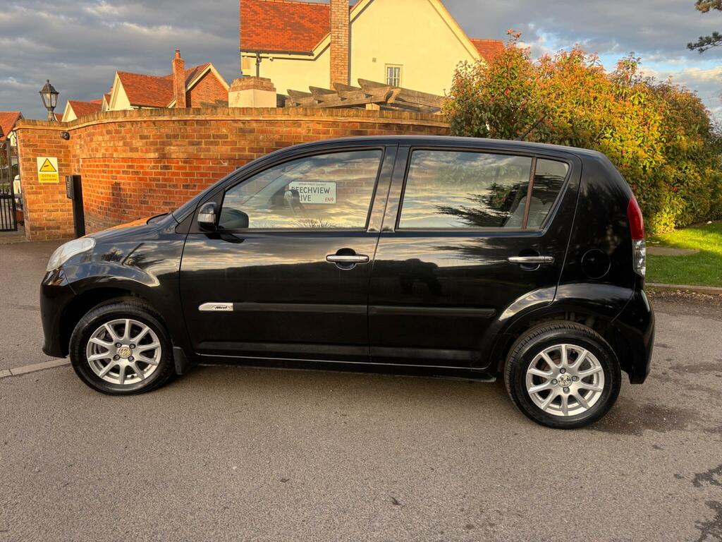 Perodua Myvi 1.3 Ezi Lux Black #4