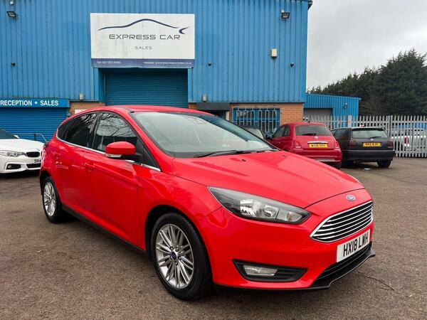 Ford Focus 1.0T Ecoboost Zetec Edition Euro 6 Ss Red