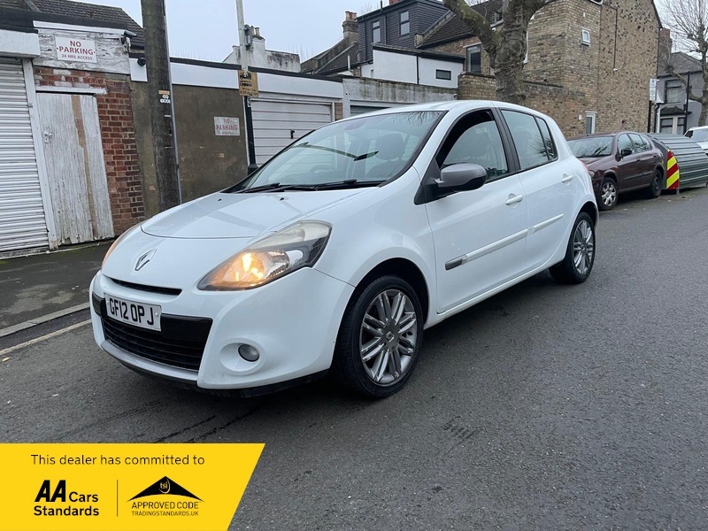 Renault Clio 1.2 Dynamique Tomtom Hatchback White
