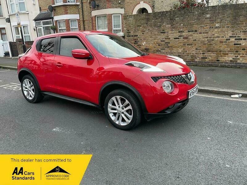 Nissan Juke 1.2 Dig-t Acenta Premium Red