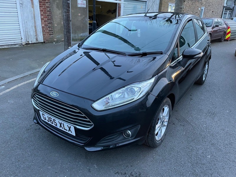 Ford Fiesta 1.25 Zetec Hatchback Black