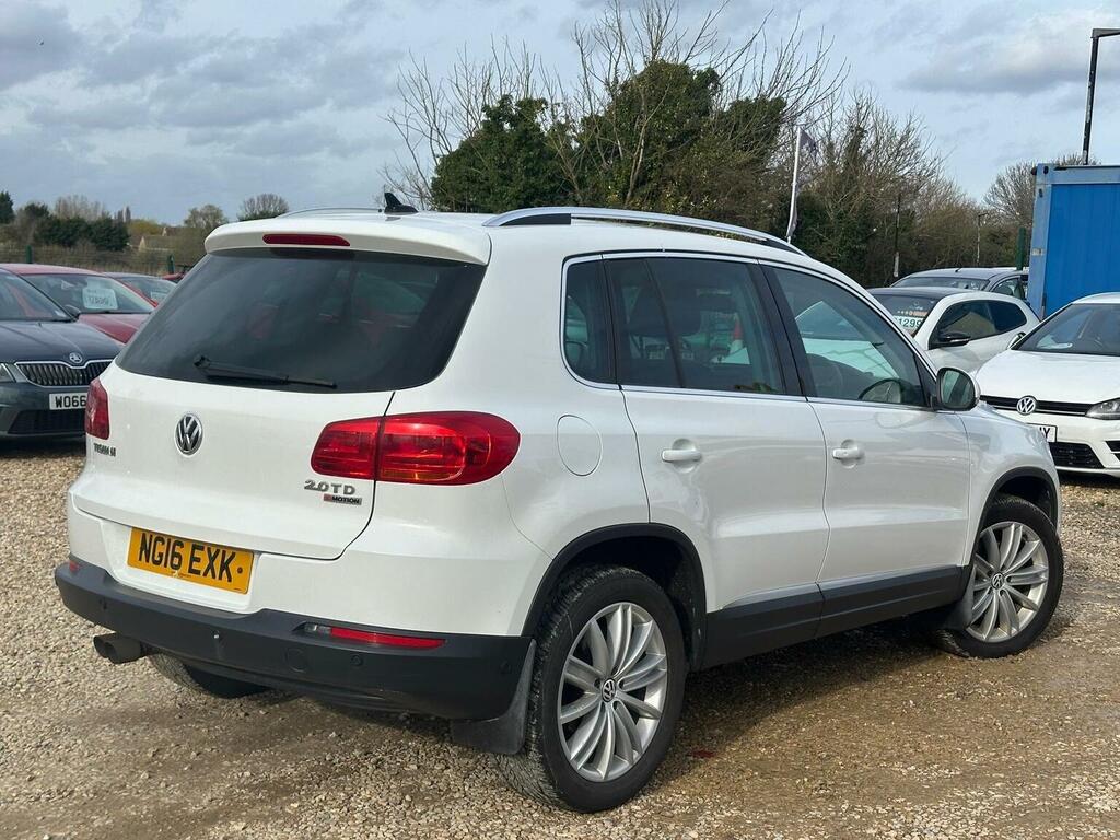 Volkswagen Tiguan Suv 2.0 Tdi Bluemotion Tech Match Edition Dsg 4Wd NG16EXK White #3