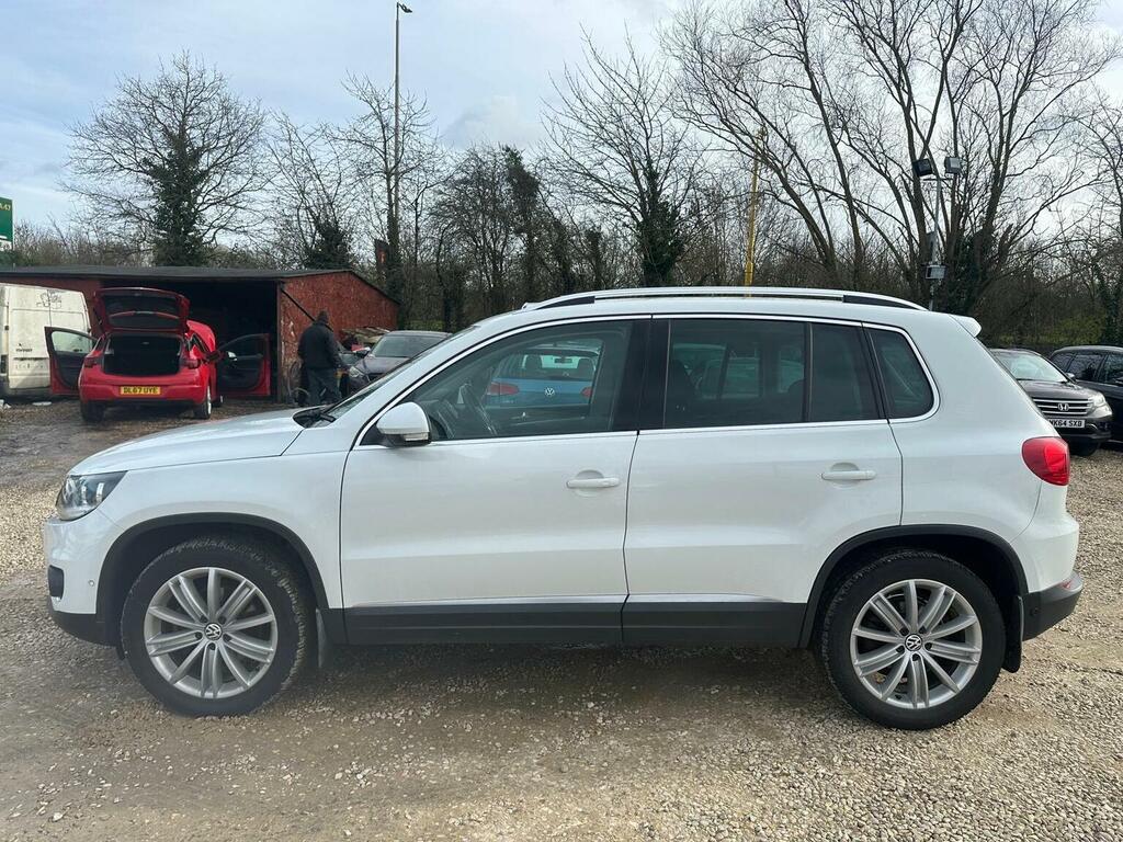 Volkswagen Tiguan Suv 2.0 Tdi Bluemotion Tech Match Edition Dsg 4Wd NG16EXK White #6
